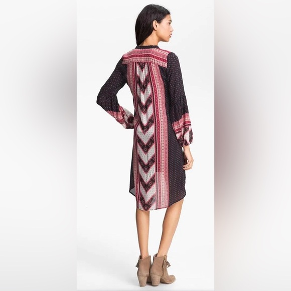Free People
Peacemaker High Low Long Sleeve
Dress (S) - Picture 3 of 11